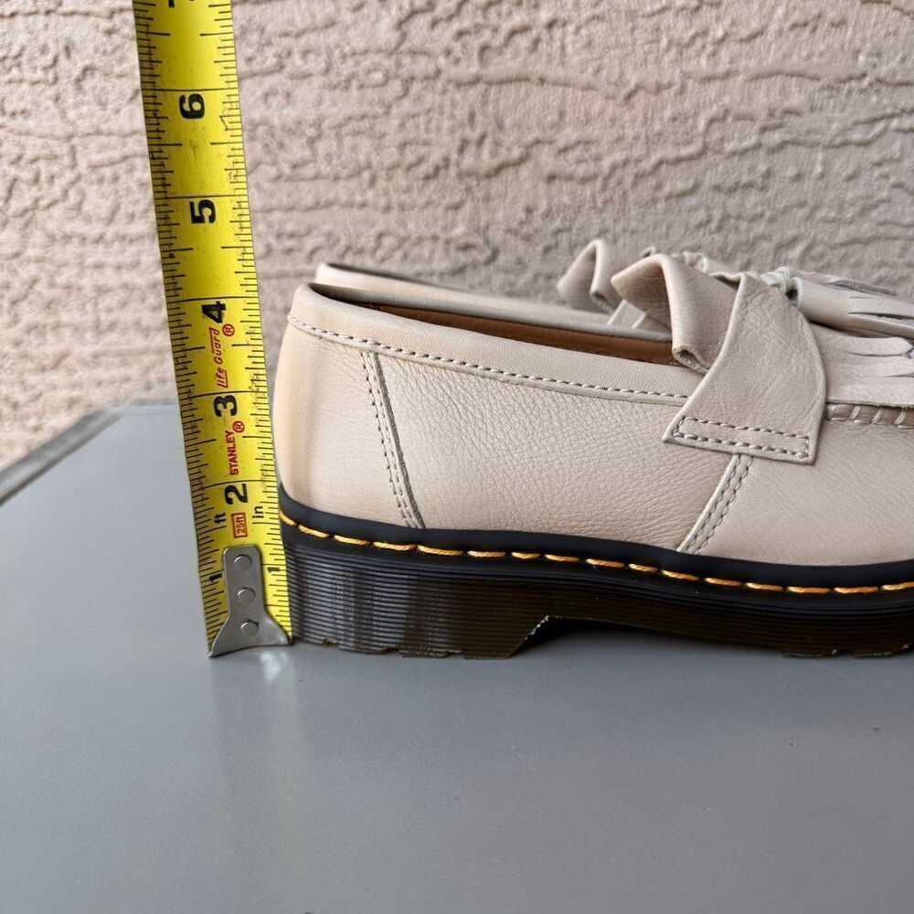 Dr. Martens Adrian Virginia Leather Tassel Loafers Vintage Taupe Women 9 Retro - Picture 14 of 14
